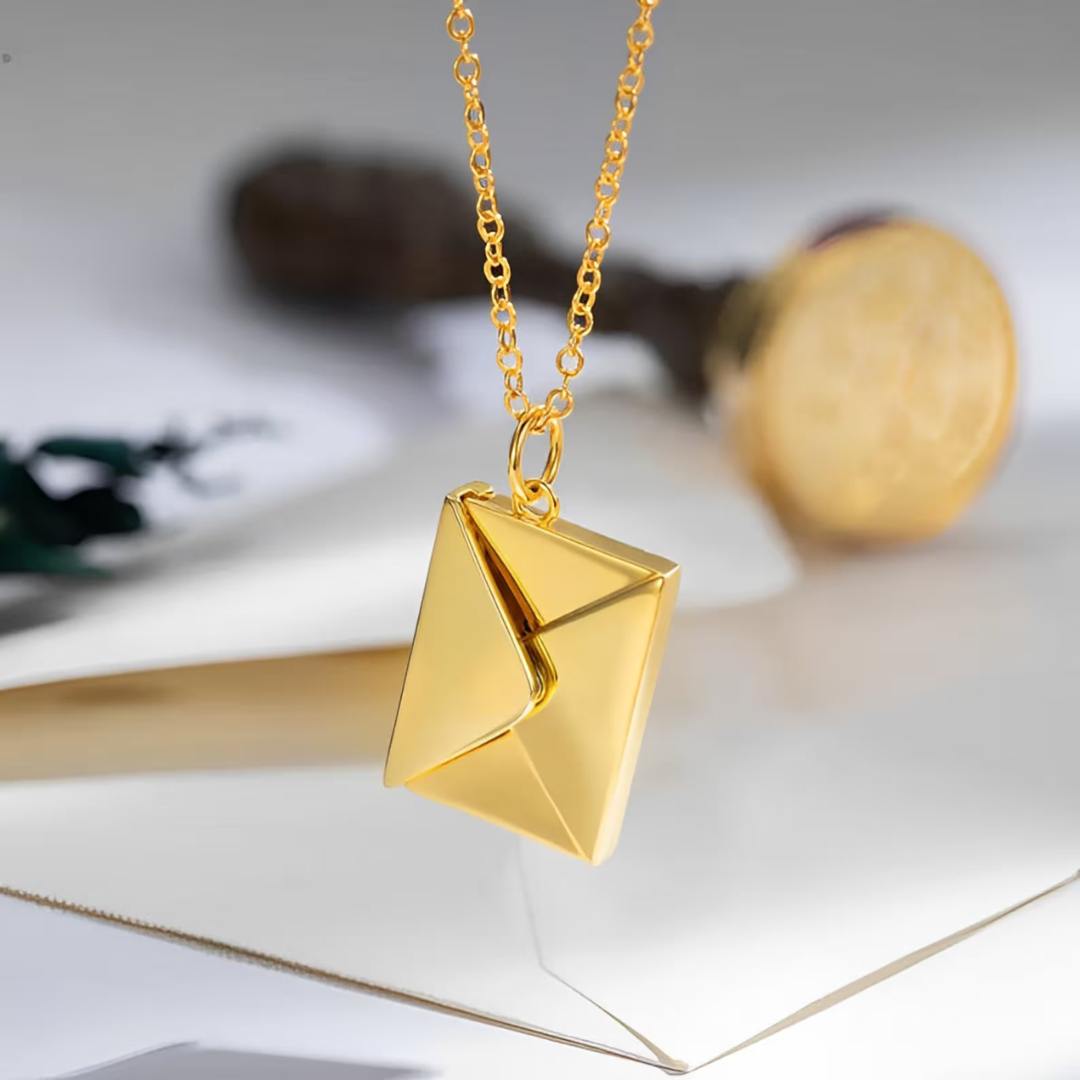 Secret Love Letter Necklace – Personalised Hidden Message