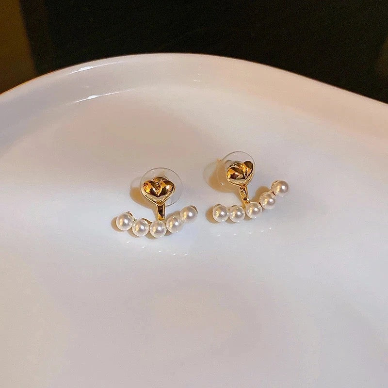 Heart & Pearl Earings