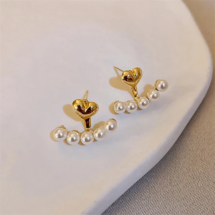 Heart & Pearl Earings