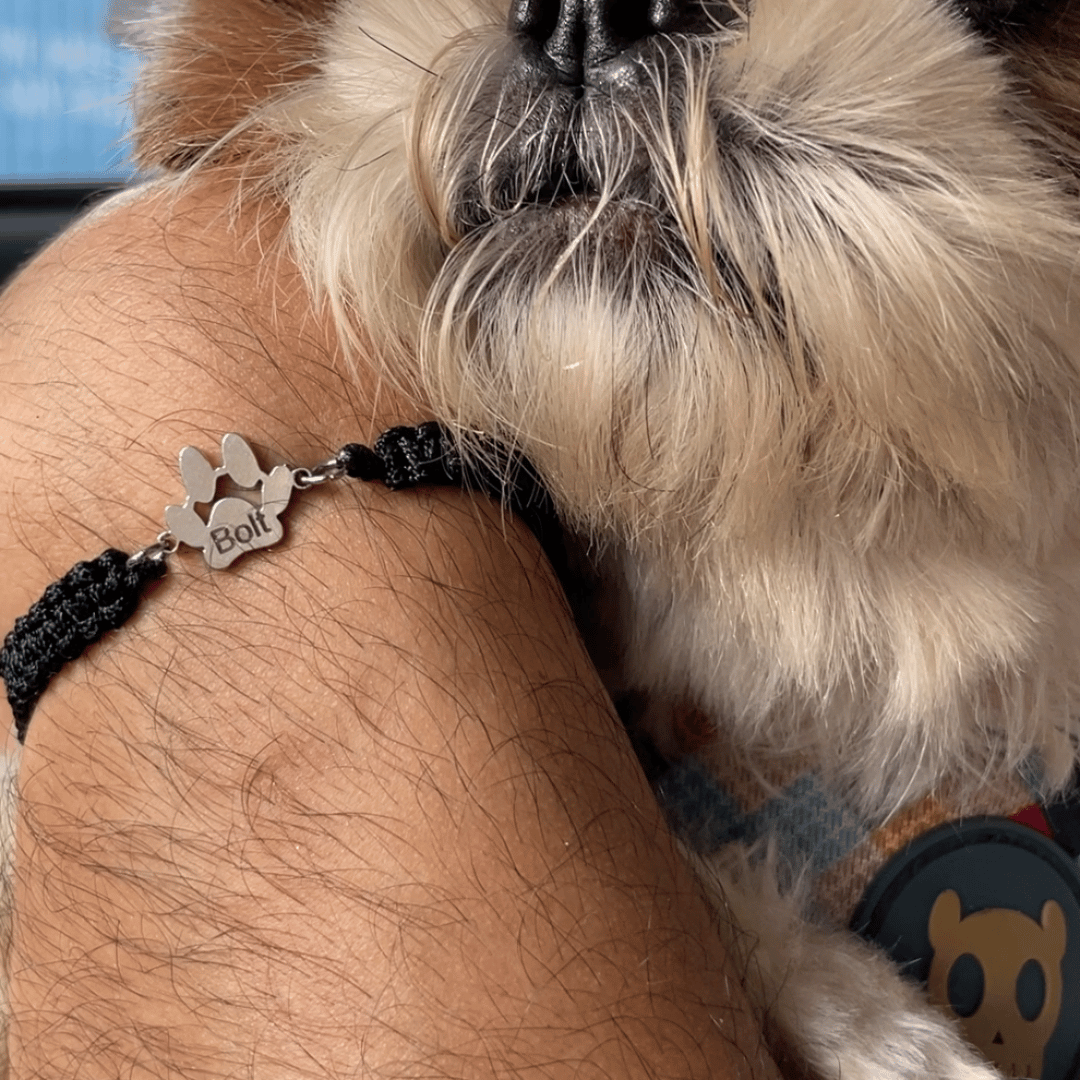 Personalized Paw Bracelet for Men – Keep Your Pet Close 🖤