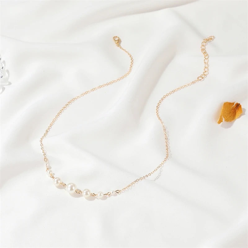 Dainty Pearl Necklace