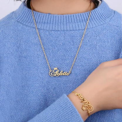 THE CHOPIN SCRIPT NAMEPLATE NECKLACE